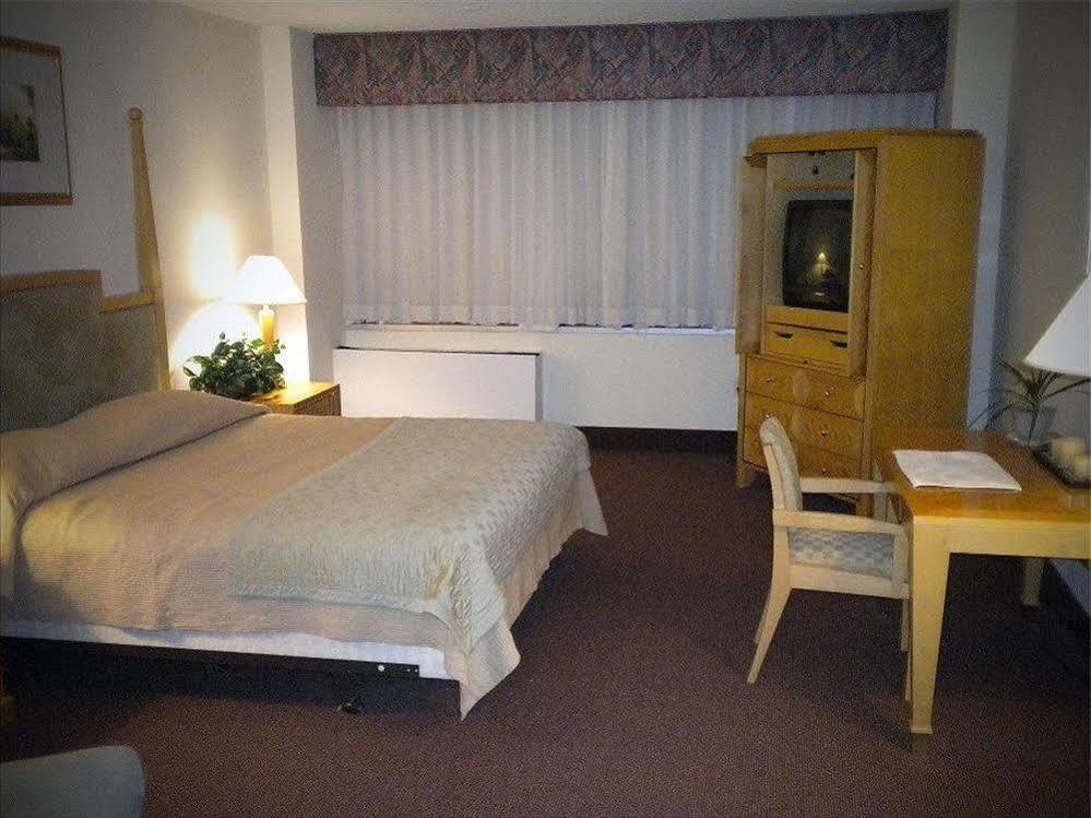 The Esplanade Hotel White Plains Zewnętrze zdjęcie